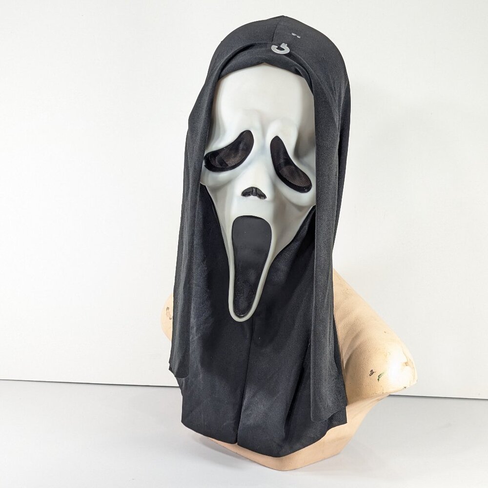 Classic Scream Mask Ghost Face Easter Unlimited Halloween costume collect